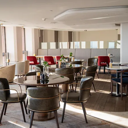 Radisson Blu Hotel, Lyon-3